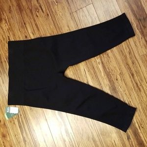NWT MTA Sport 2X Women's Active Capri Black Stretchy